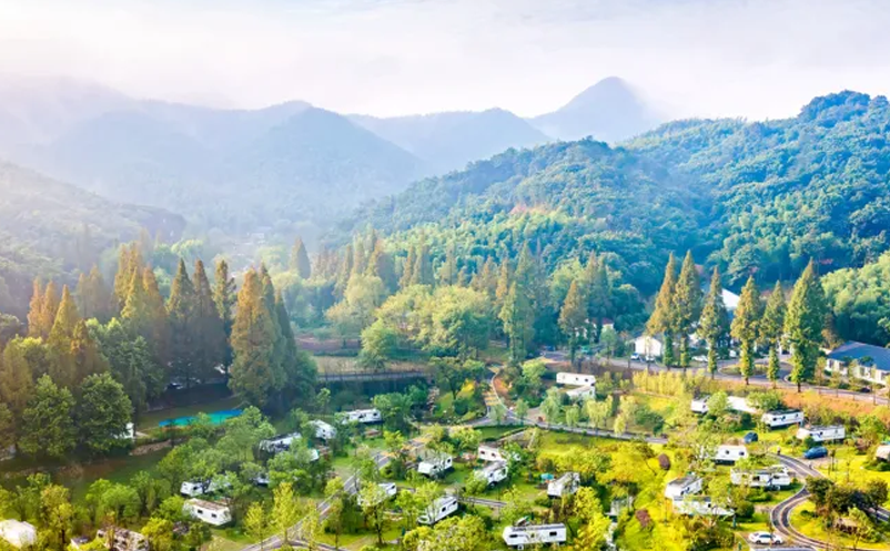 如何打造數(shù)字鄉(xiāng)村，引領(lǐng)鄉(xiāng)村旅游的發(fā)展？