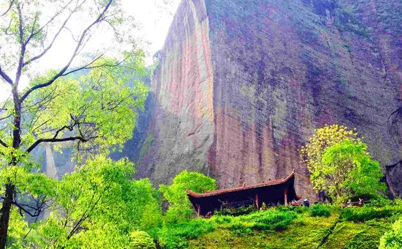 危中求機(jī)，旅游景區(qū)存在潛在機(jī)遇 
